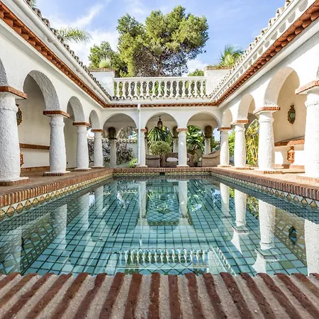Villa Vivi Homes - Costabella Pool, Sauna, Garden &