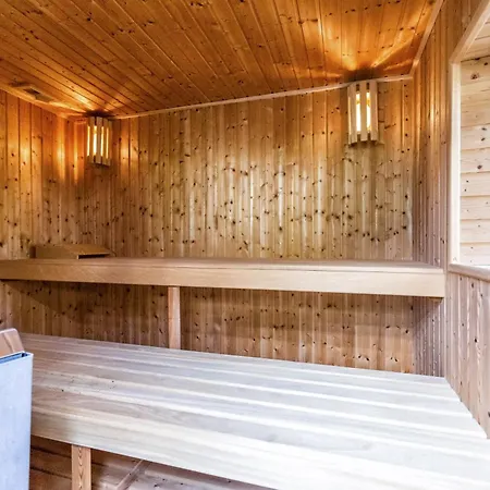 Vivi Homes - Costabella Pool, Sauna, Garden &